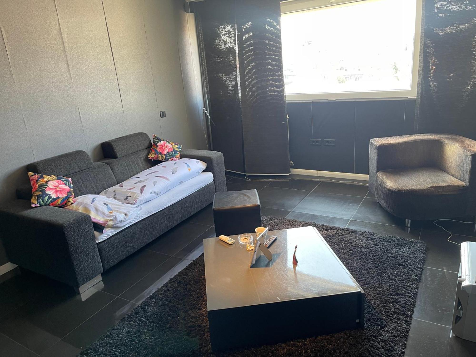 Black Apartament Nr1 Бухарест Экстерьер фото
