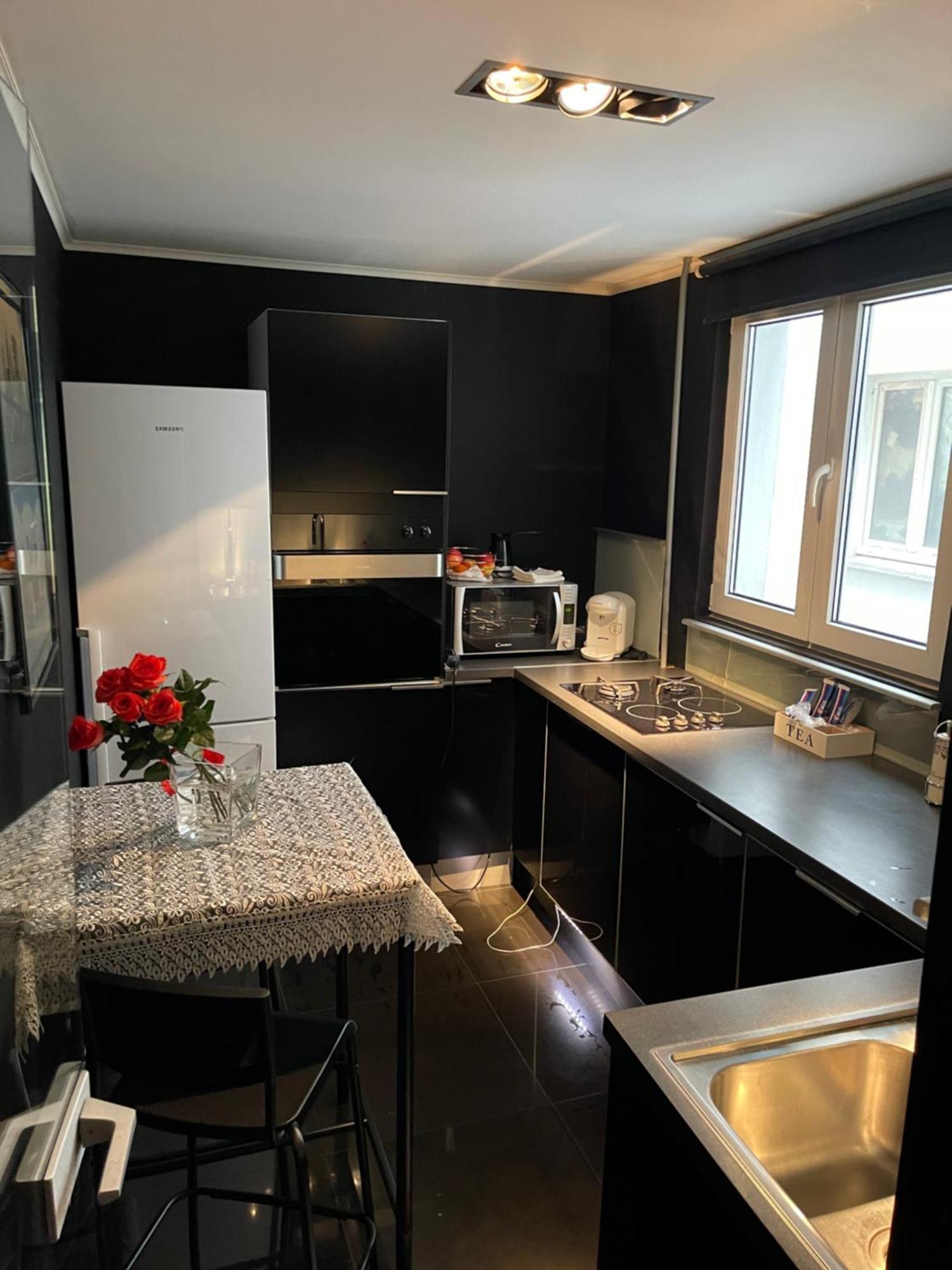 Black Apartament Nr1 Бухарест Экстерьер фото