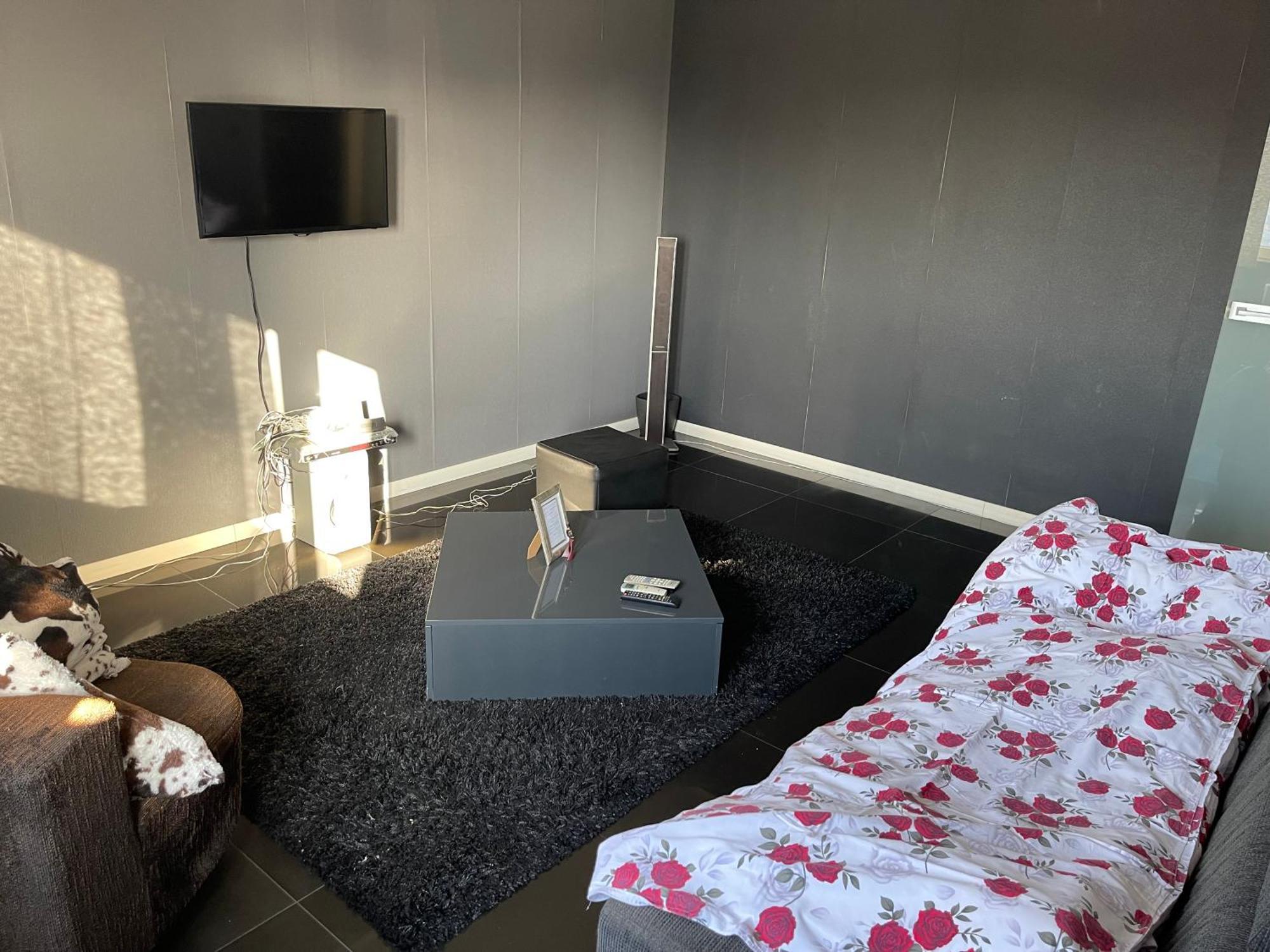 Black Apartament Nr1 Бухарест Экстерьер фото