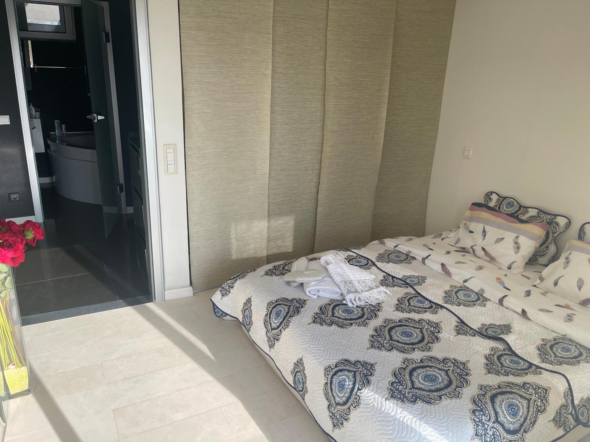 Black Apartament Nr1 Бухарест Экстерьер фото